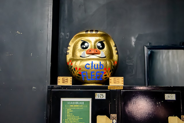 高崎clubFLEEZに置かれているだるま。