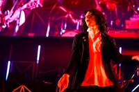 志磨遼平（Vo / ドレスコーズ）（写真提供：キングレコード）