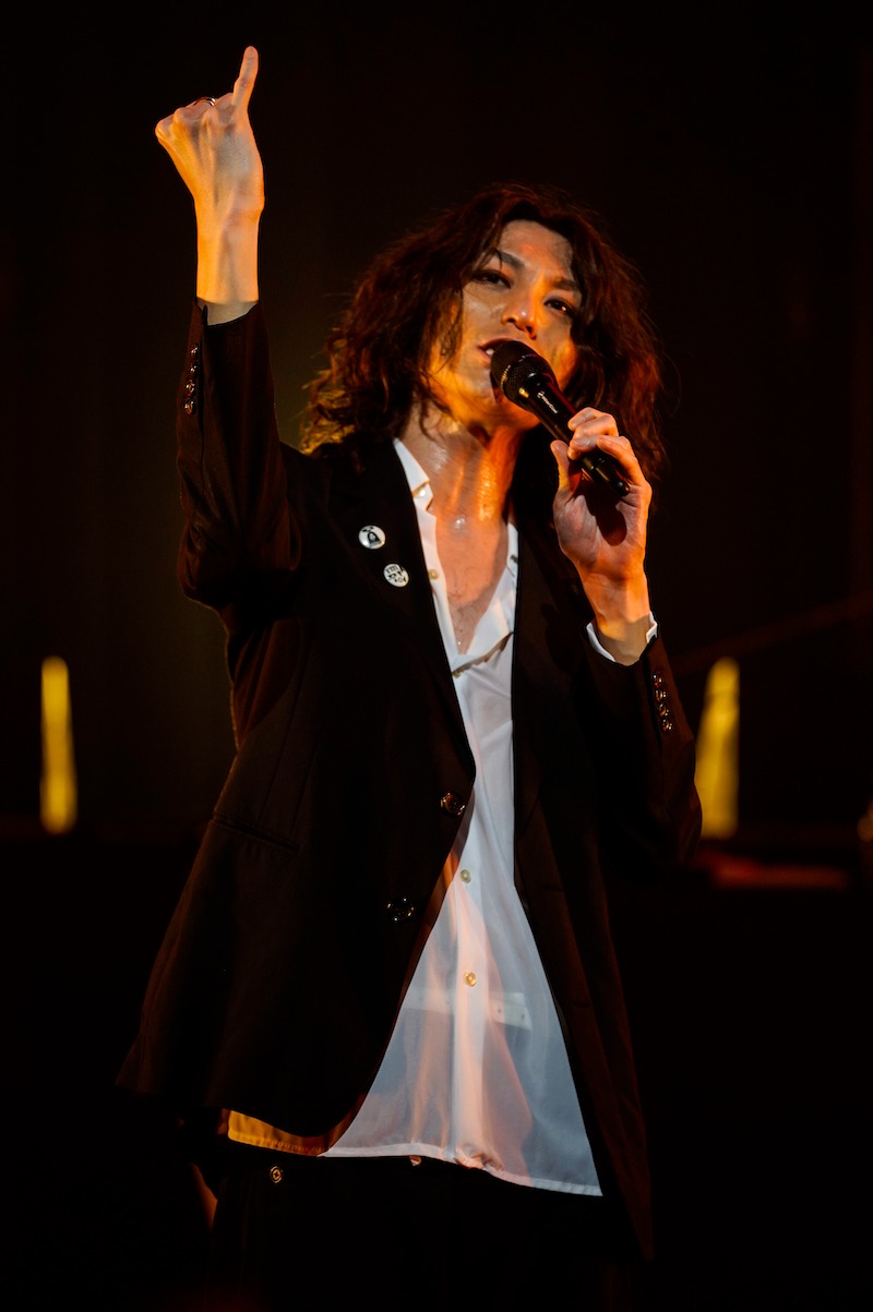 志磨遼平（Vo / ドレスコーズ）（写真提供：キングレコード）