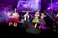 特撮×ももいろクローバーZ（写真提供：キングレコード）