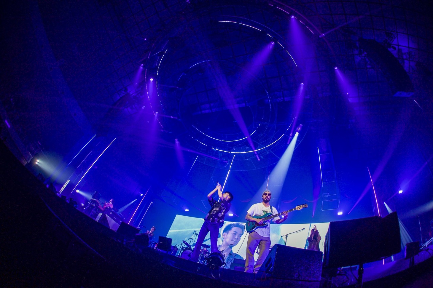 Suchmos「Suchmos ARENA TOUR 2019」福岡国際センター公演の様子。（Photo by Shohei Maekawa）