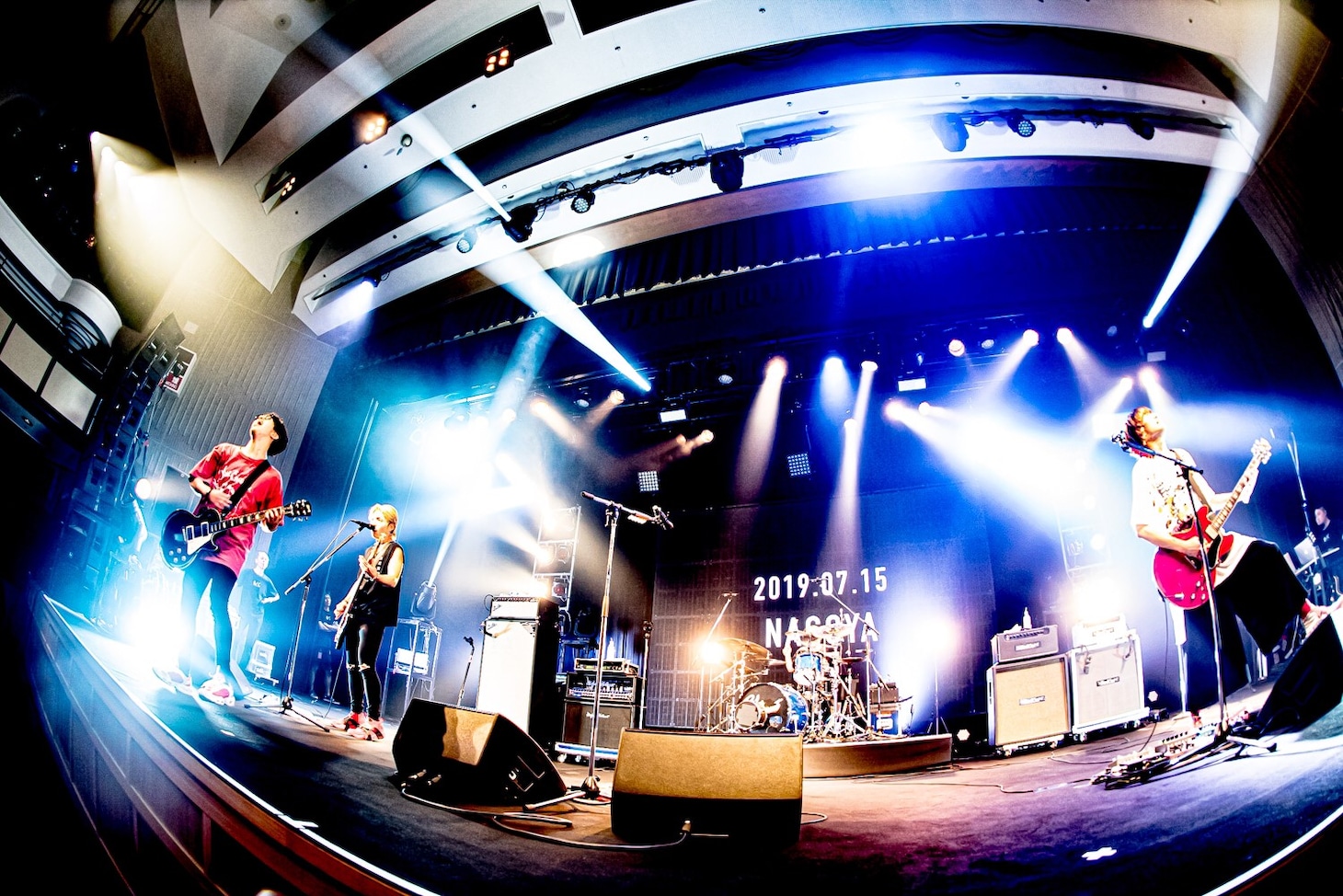 BLUE ENCOUNT「BLUE ENCOUNT HALL TOUR 2019 apartment of SICK(S)」名古屋市公会堂の様子。（撮影：浜野カズシ）
