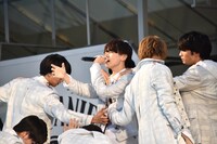 「かすかに、君だった。」のパフォーマンスの様子。