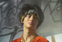 神尾楓珠扮する中越。