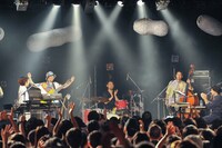 「LIQUIDROOM 15th ANNIVERSARY 中村佳穂」の様子。（撮影：森建二）