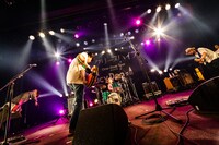 クリープハイプ（撮影：白石達也）