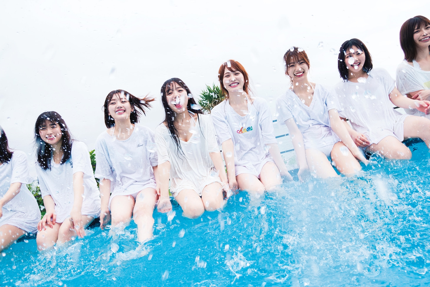 日向坂46 1st写真集（タイトル未定）先行カット。（撮影：YOROKOBI）
