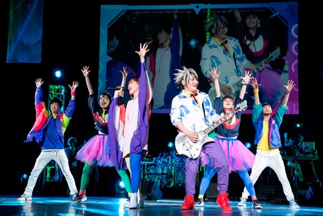 angela「angela Asia Tour 2019 "aNI-SONG"」千葉公演の様子。