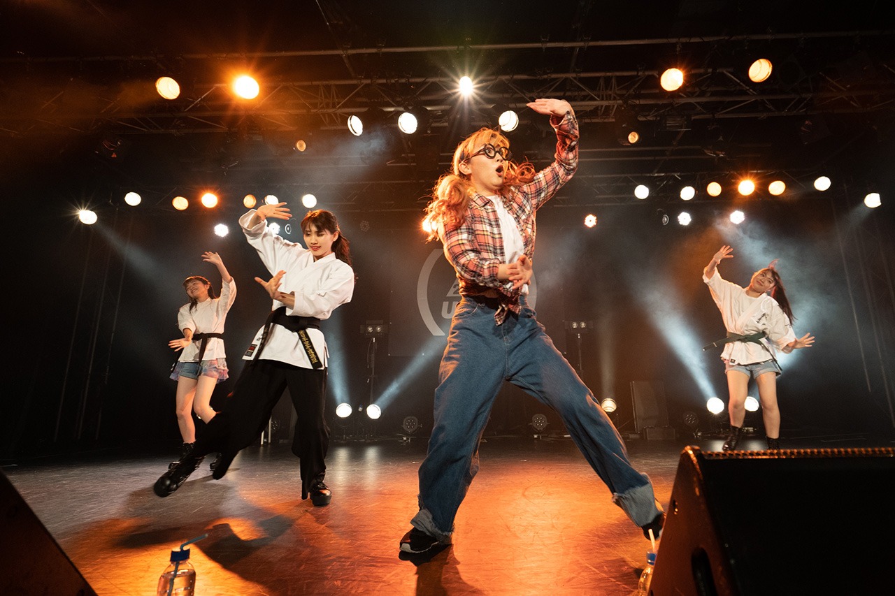 「FIGHT! supported by梅棒」の様子。（写真提供：YU-Mエンターテインメント）