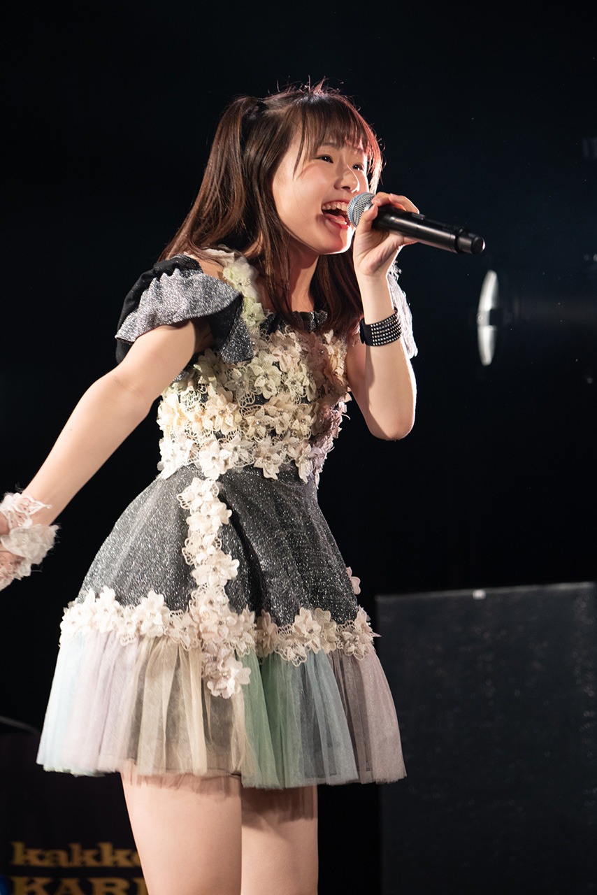 アップアップガールズ（2）の新倉愛海。（写真提供：YU-Mエンターテインメント）