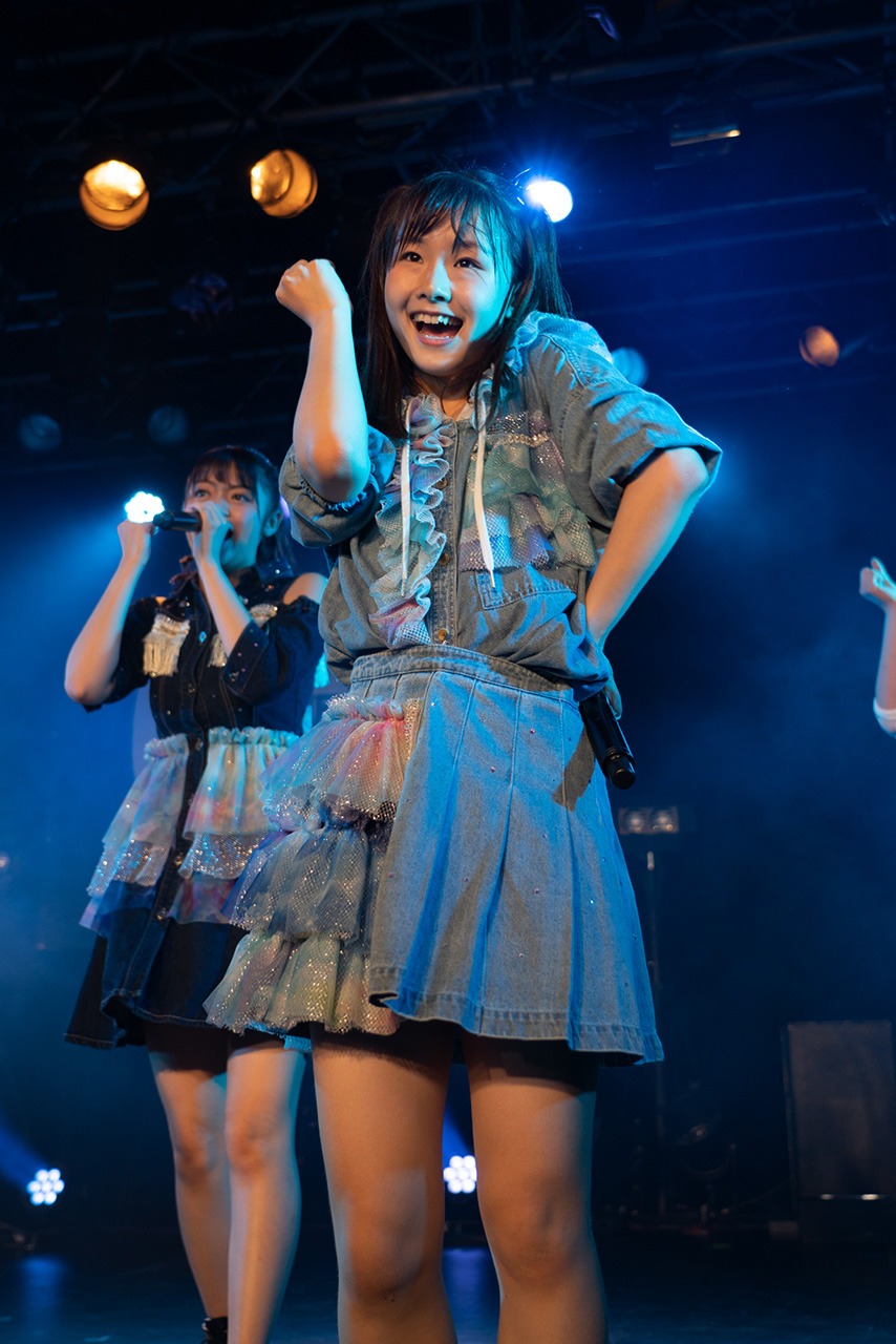 アップアップガールズ（2）の新倉愛海。（写真提供：YU-Mエンターテインメント）