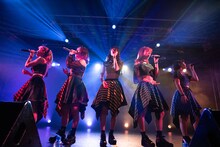 アップアップガールズ（仮）（写真提供：YU-Mエンターテインメント）