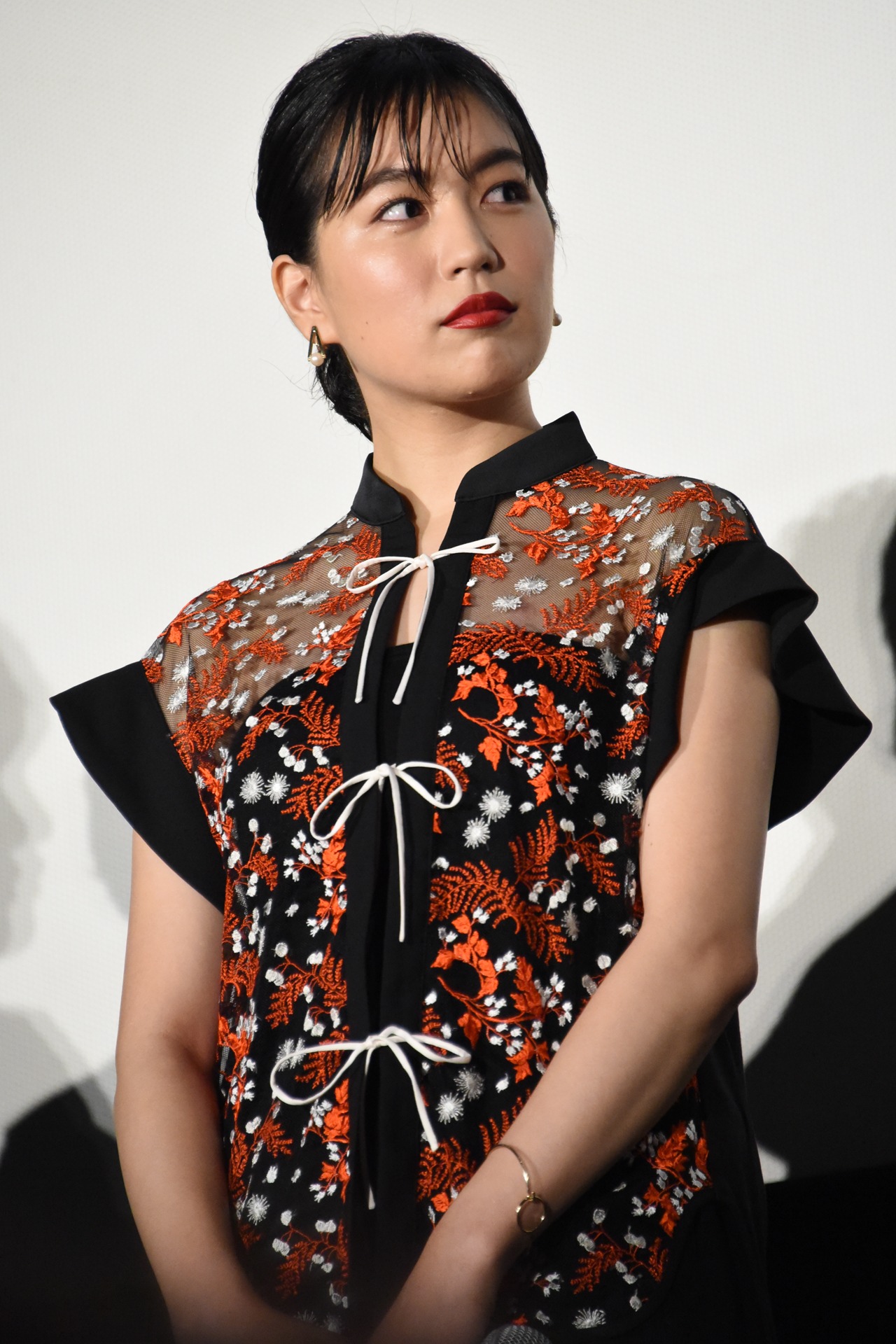 木竜麻生