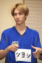 質問に答える古川毅。