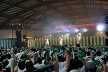 新潟・佐渡で16周年記念コンサートを行ったNegicco。