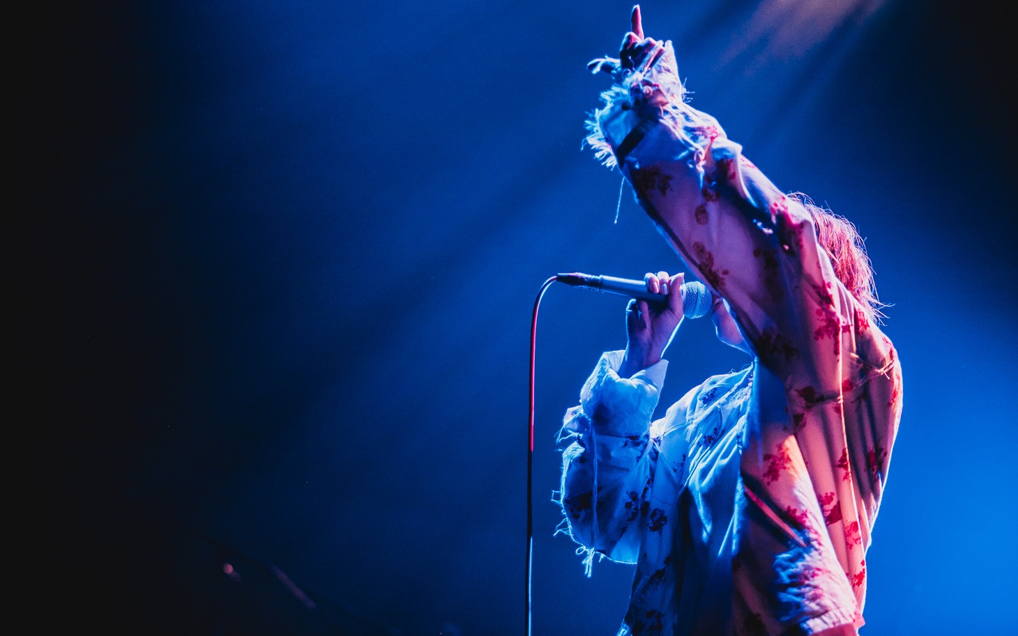 mio（Vo / ミオヤマザキ）（撮影：ヤマダマサヒロ）