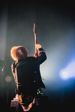 taka（G / ミオヤマザキ）（撮影：ヤマダマサヒロ）