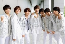 M!LK（撮影：小坂茂雄）