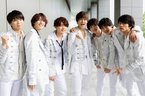 M!LK（撮影：小坂茂雄）