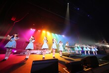 虹のコンキスタドール「RAINBOW JAM2019」の様子。（写真提供：キングレコード）