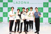 左から秋山真太郎、小野塚勇人、青柳翔、佐藤寛太、鈴木伸之、町田啓太。