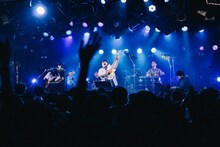 「スカート Major 2nd Albumリリースツアー “トワイライト” 」最終公演の様子。（撮影：廣田達也）