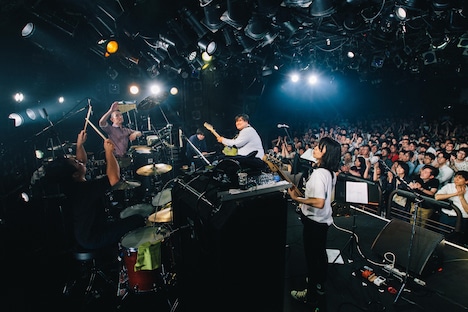 「スカート Major 2nd Albumリリースツアー “トワイライト” 」最終公演の様子。（撮影：廣田達也）