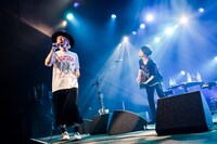 吉田山田（撮影：松本いづみ）