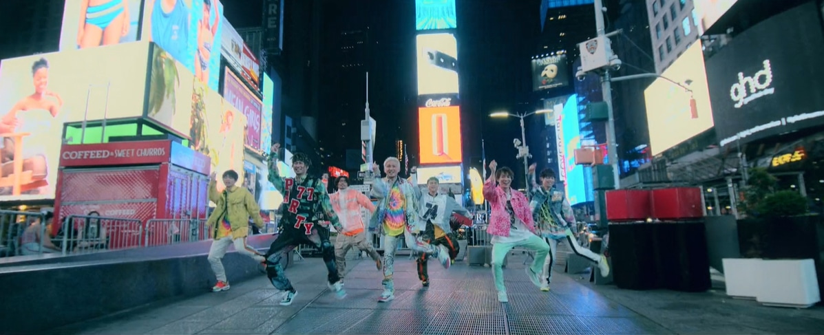 DA PUMP「P.A.R.T.Y. ～ユニバース・フェスティバル～」MVのワンシーン。