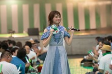 客席を走るKaede。