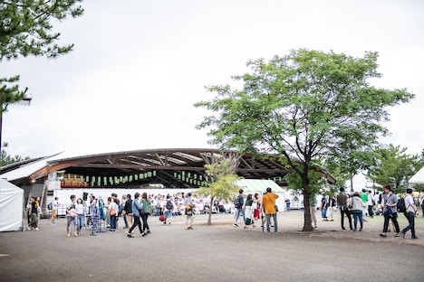 「Negicco結成16周年コン佐～渡!!!」会場の様子。