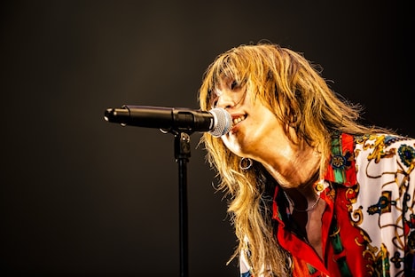 渋谷龍太（Vo）（撮影：青木カズロー）