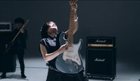 miwa「リブート」リリックビデオのワンシーン。