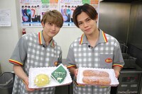 パンをオススメするユーキとカイ。（写真提供：フジテレビ）