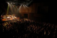 「Skoop On Somebody『Coming 2 you 2019』」品川インターシティホール公演の様子。