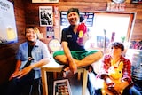 THE SKIPPERS。左からTAKAO(B)、JAGGER(G, Vo)、オイス(Dr)。