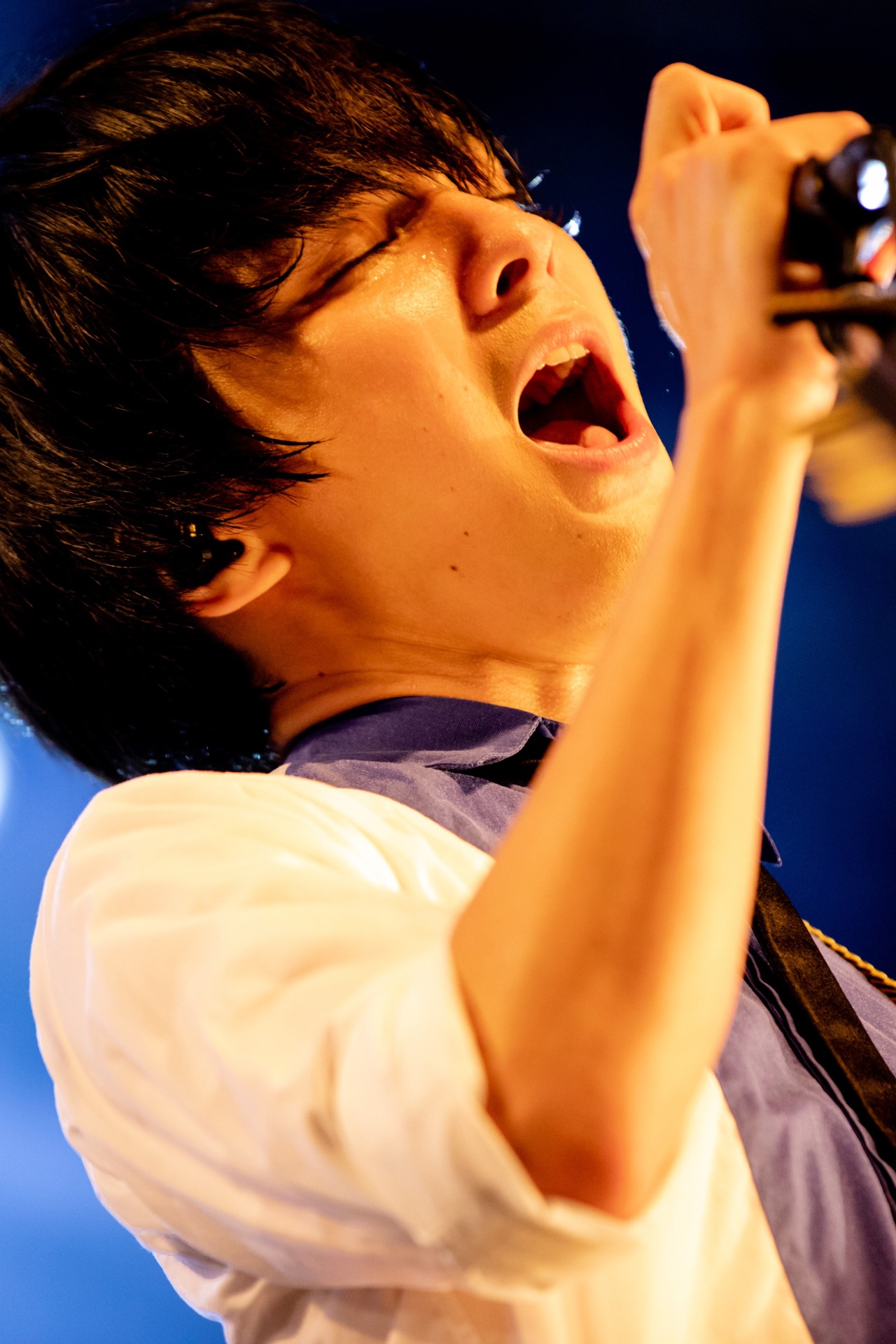 人気画像9位は「ユニゾン結成15周年ライブ、2万5000人を前に26曲披露『すげえバンドだな！』」より、斎藤宏介（Vo, G）。（撮影：Viola Kam［V'z Twinkle］）