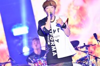 IKE（Vo）（撮影：平野タカシ）