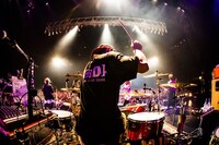 「One-Step Tour」東京公演の様子。（撮影：青木カズロー）