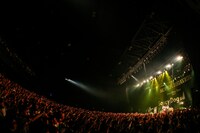 「One-Step Tour」東京公演の様子。（撮影：白石達也）