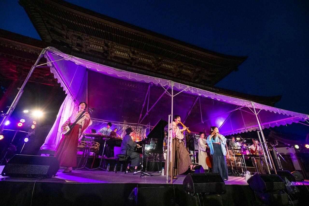 H ZETTRIOとAUN Jの世界遺産ライブ、奈良公演映像を限定公開