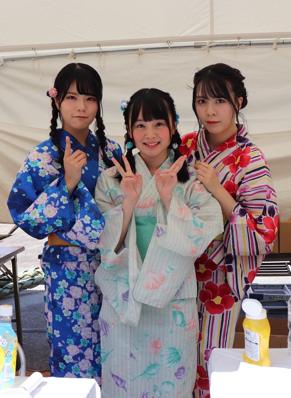 左から矢野帆夏、新谷野々花、谷口茉妃菜。(c)STU