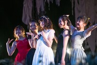 ハコイリ▽ムスメ1期メンバーによるパフォーマンスの様子。