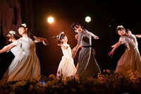 ハコイリ▽ムスメ3期メンバーの星里奈を交えたパフォーマンスの様子。