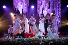 「ハコイリ▽ムスメ2ndコンサート～癒しとやすらぎとトキメキの世界へ～」の様子。