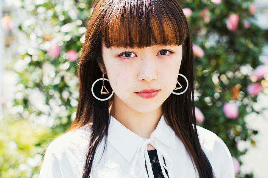 藍にいな
