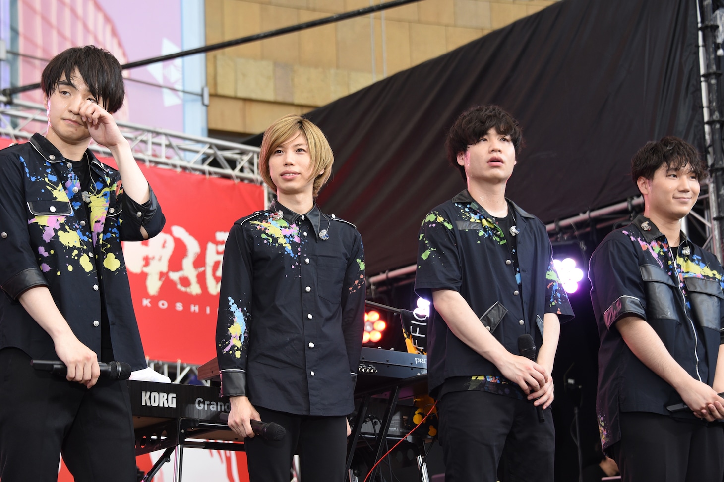 Official髭男dism