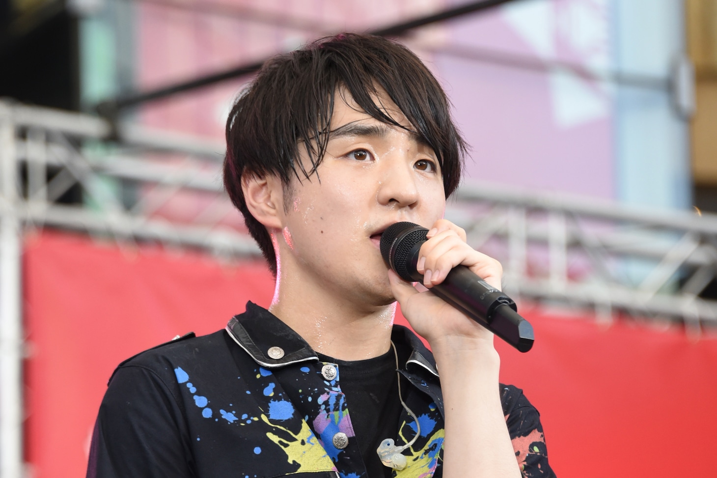 藤原聡（Vo, Piano）