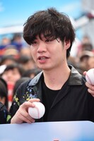 楢崎誠（B, Sax）