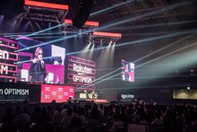 YOSHIKIが登壇した「Rakuten Optimism 2019」の様子。
